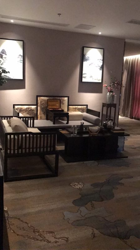 昨晚去体验了杭州高端水疗会所,按摩项目介绍