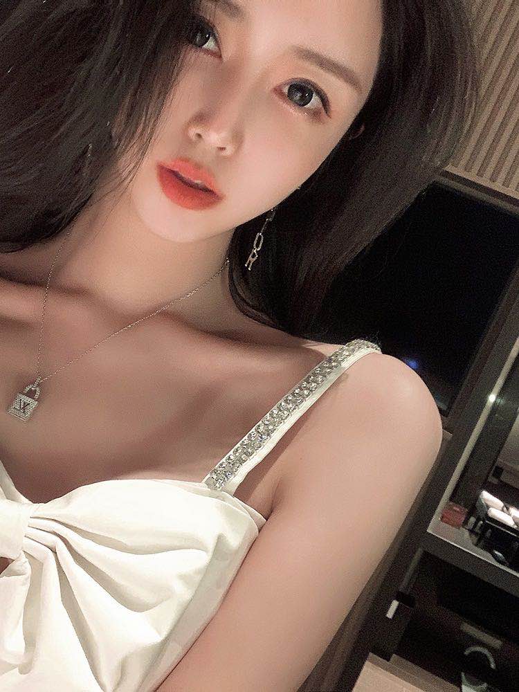 包头轻奢男士商务会馆地址揭秘，尊享体验价几何？